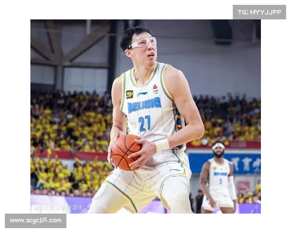 周琦重返新疆开启新篇章 我们共同期待未来篮球之路